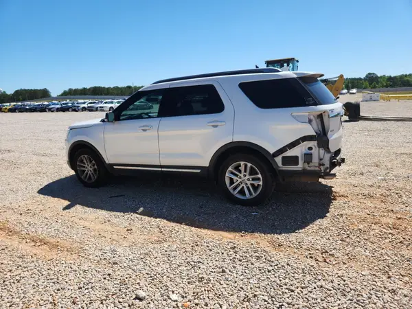 1FM5K7D89HGB37364 2017 FORD EXPLORER - Image 2