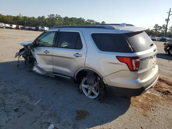 1FM5K7D89HGB38059 2017 FORD EXPLORER - Image 2