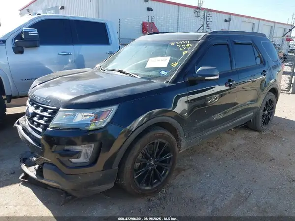 1FM5K7D89HGB70008 2017 FORD EXPLORER - Image 2