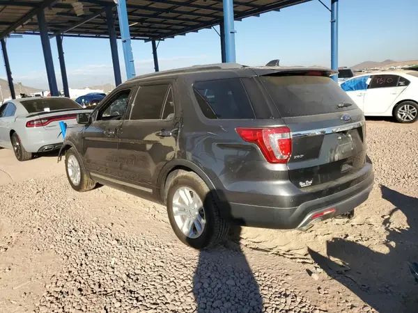 1FM5K7D89HGC13357 2017 FORD EXPLORER - Image 2