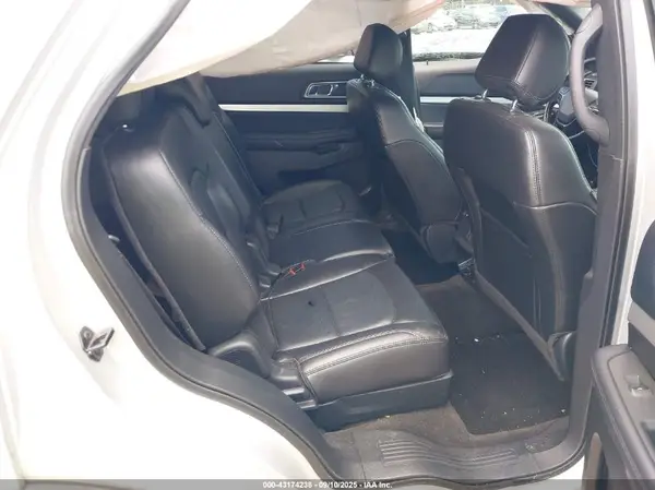 1FM5K7D89HGC58105 2017 FORD EXPLORER - Image 8
