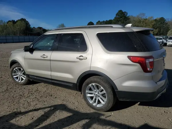 1FM5K7D89HGC76328 2017 FORD EXPLORER - Image 2