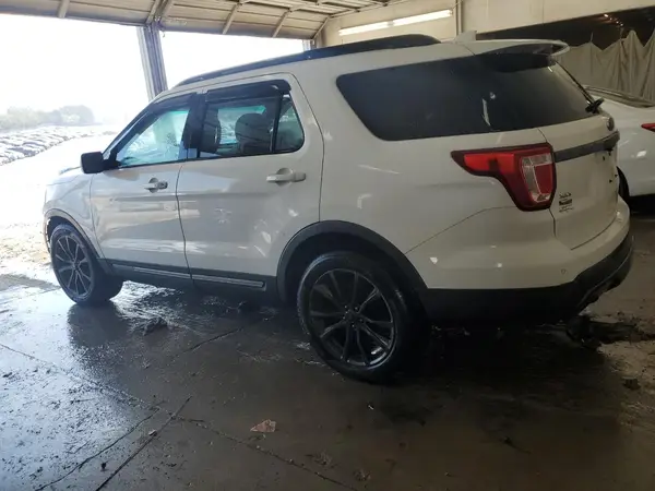1FM5K7D89HGC79391 2017 FORD EXPLORER - Image 2