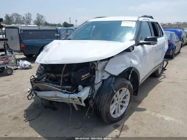 1FM5K7D89HGC85465 2017 FORD EXPLORER - Image 2