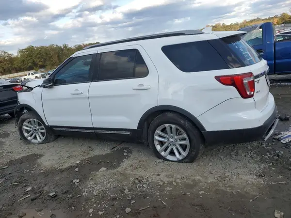 1FM5K7D89HGC99009 2017 FORD EXPLORER - Image 2