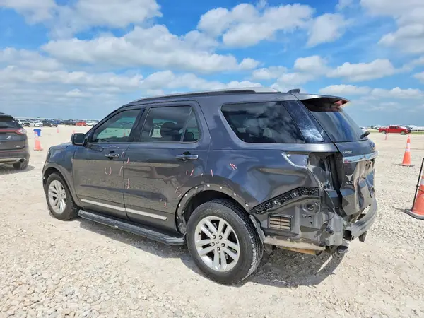 1FM5K7D89HGD03110 2017 FORD EXPLORER - Image 2