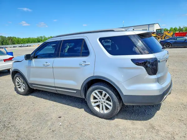 1FM5K7D89HGD15502 2017 FORD EXPLORER - Image 2