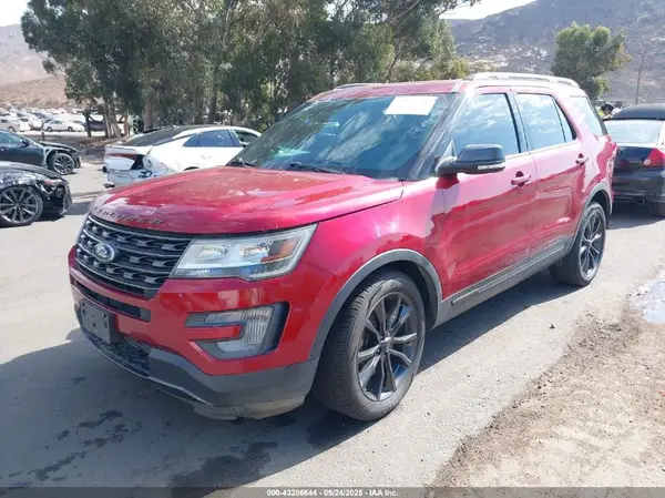 1FM5K7D89HGD17038 2017 FORD EXPLORER - Image 2