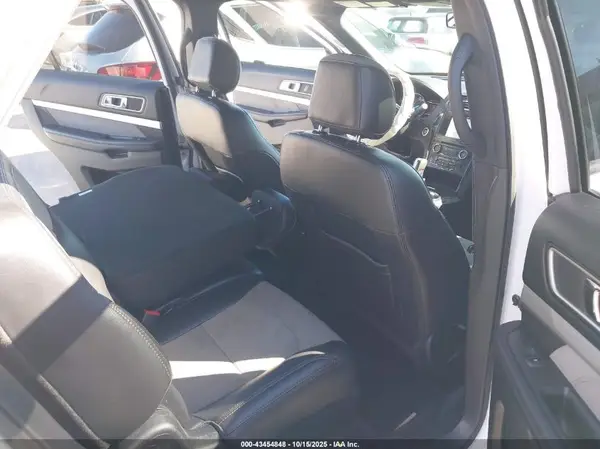 1FM5K7D89HGD41680 2017 FORD EXPLORER - Image 8