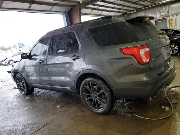 1FM5K7D89HGD42697 2017 FORD EXPLORER - Image 2