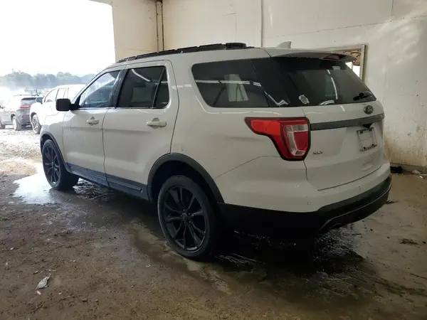 1FM5K7D89HGD78163 2017 FORD EXPLORER - Image 2