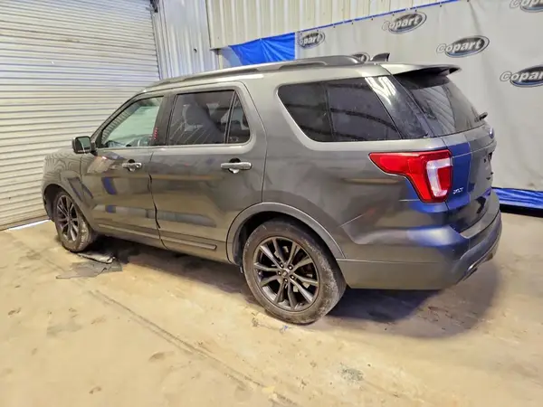 1FM5K7D89HGD96100 2017 FORD EXPLORER - Image 2