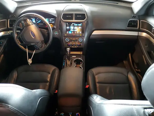 1FM5K7D89HGD98932 2017 FORD EXPLORER - Image 8