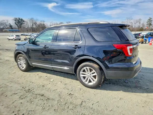 1FM5K7D89HGE32870 2017 FORD EXPLORER - Image 2