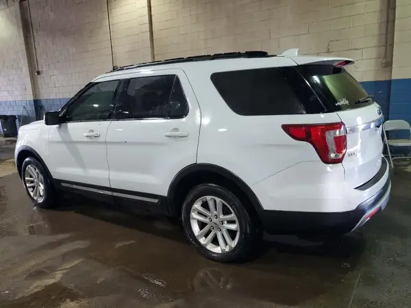 1FM5K7D89HGE38846 2017 FORD EXPLORER - Image 2