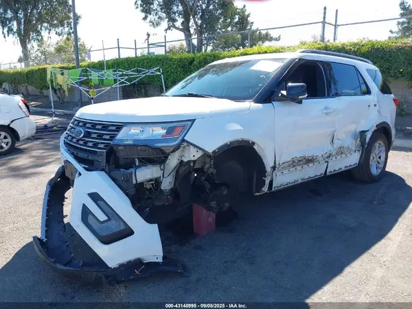 1FM5K7D89HGE42136 2017 FORD EXPLORER - Image 2