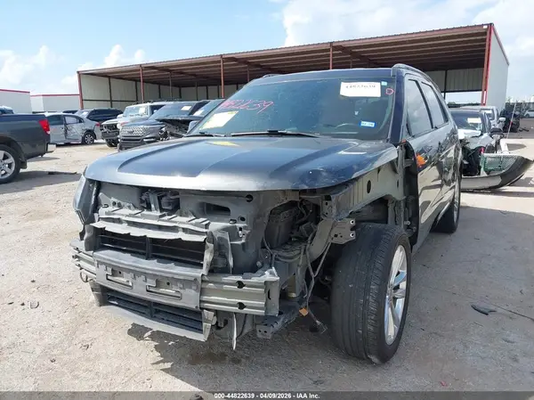 1FM5K7D89JGA13777 2018 FORD EXPLORER - Image 2