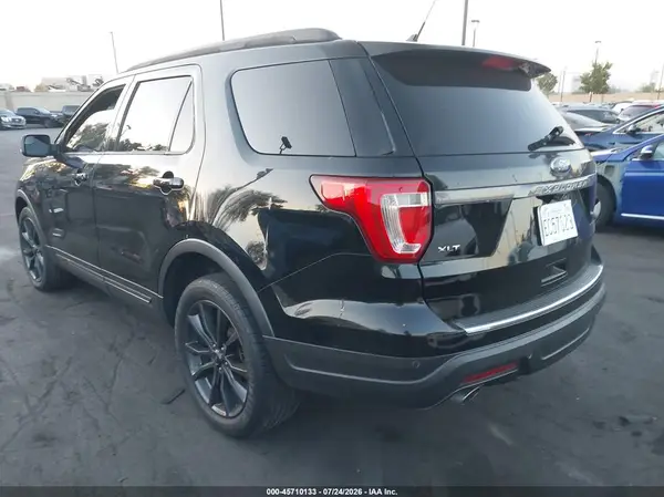 1FM5K7D89JGA36069 2018 FORD EXPLORER - Image 2
