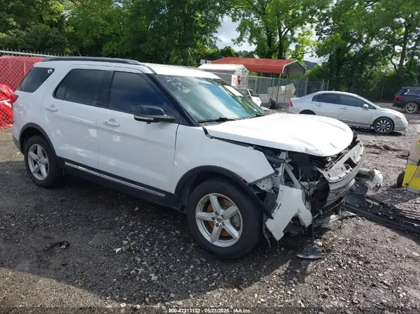 1FM5K7D89JGB15046 2018 FORD EXPLORER - Image 1
