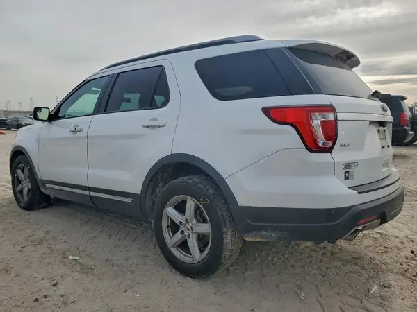 1FM5K7D89JGB29934 2018 FORD EXPLORER - Image 2