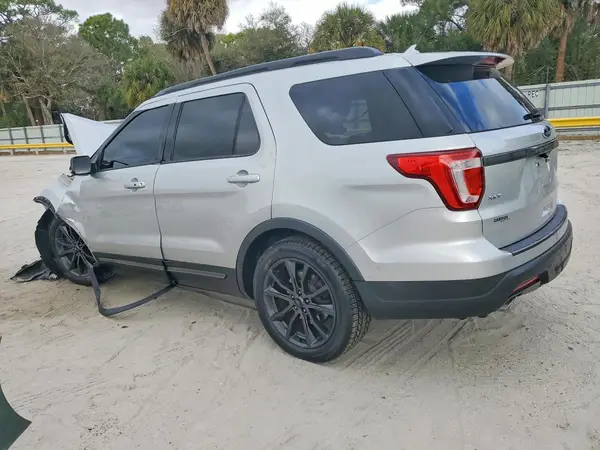 1FM5K7D89JGC03191 2018 FORD EXPLORER - Image 2