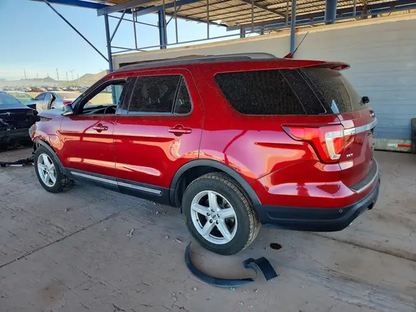 1FM5K7D89JGC49135 2018 FORD EXPLORER - Image 2