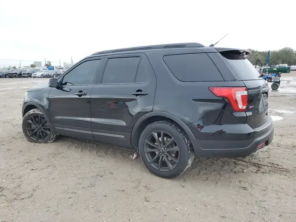 1FM5K7D89JGC52102 2018 FORD EXPLORER - Image 2