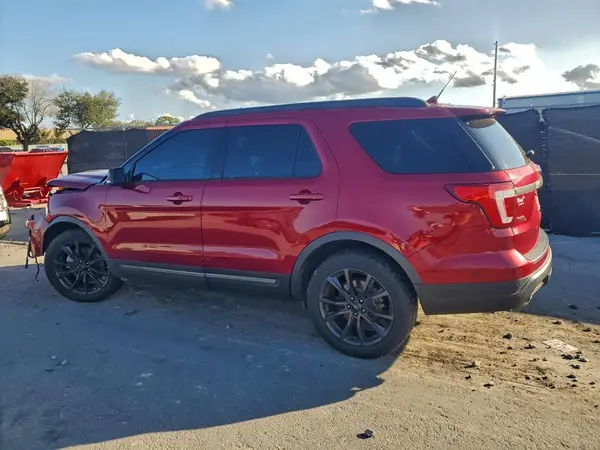 1FM5K7D89JGC63763 2018 FORD EXPLORER - Image 2
