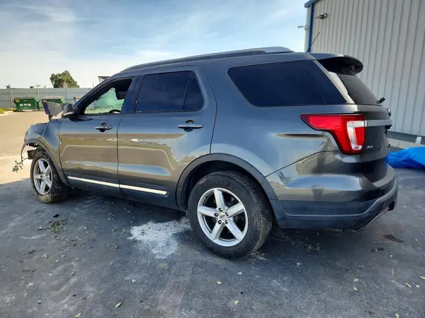 1FM5K7D89KGA09360 2019 FORD EXPLORER - Image 2