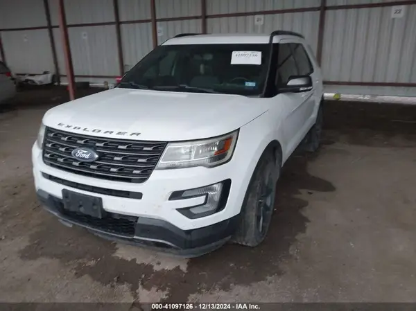 1FM5K7D8XHGA33384 2017 FORD EXPLORER - Image 2