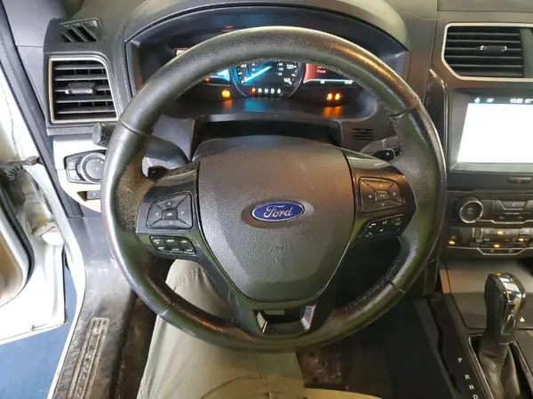 1FM5K7D8XHGA58429 2017 FORD EXPLORER - Image 2