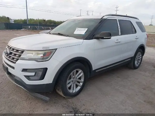 1FM5K7D8XHGA86702 2017 FORD EXPLORER - Image 2