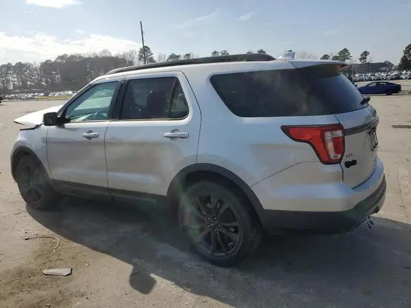 1FM5K7D8XHGB26938 2017 FORD EXPLORER - Image 2