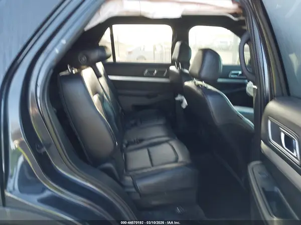1FM5K7D8XHGB60104 2017 FORD EXPLORER - Image 8