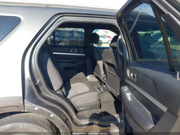 1FM5K7D8XHGB86945 2017 FORD EXPLORER - Image 8
