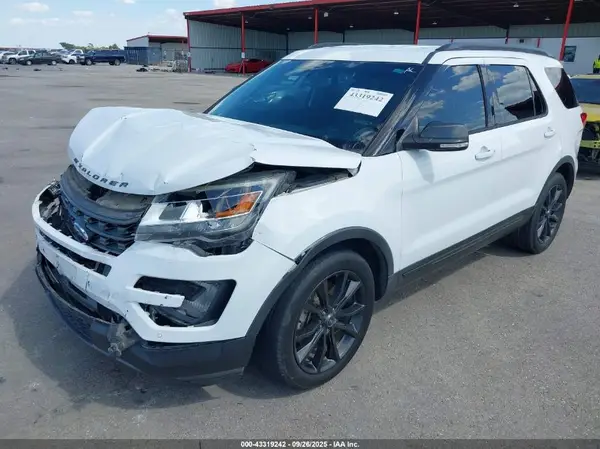 1FM5K7D8XHGC89492 2017 FORD EXPLORER - Image 2