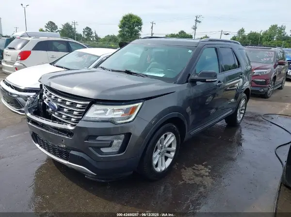 1FM5K7D8XHGD11359 2017 FORD EXPLORER - Image 2