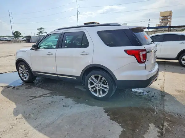 1FM5K7D8XHGD48931 2017 FORD EXPLORER - Image 2