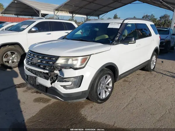 1FM5K7D8XHGE01921 2017 FORD EXPLORER - Image 2