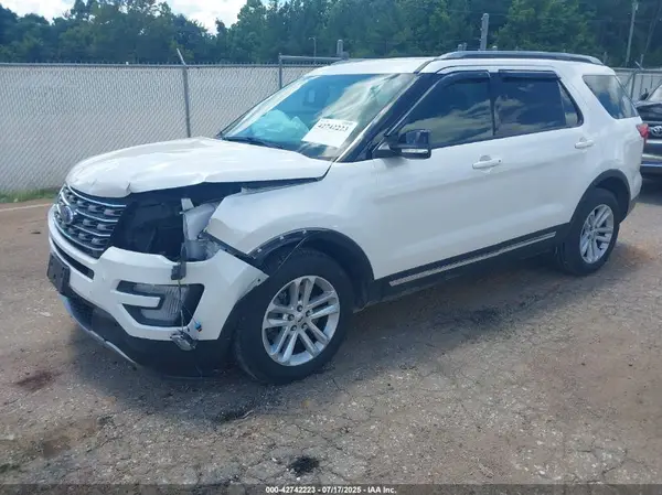 1FM5K7D8XHGE19352 2017 FORD EXPLORER - Image 2