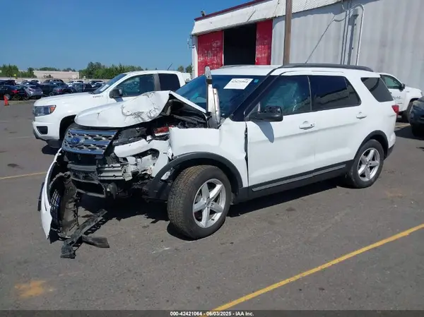 1FM5K7D8XJGA19751 2018 FORD EXPLORER - Image 2
