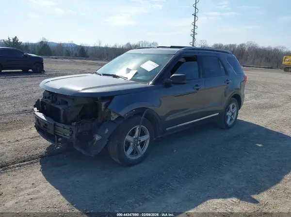 1FM5K7D8XJGA63197 2018 FORD EXPLORER - Image 2