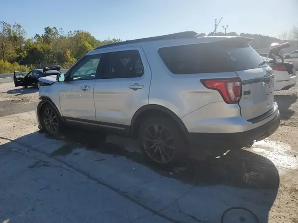 1FM5K7D8XJGB86952 2018 FORD EXPLORER - Image 2