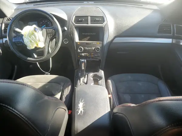 1FM5K7D8XJGB86952 2018 FORD EXPLORER - Image 8