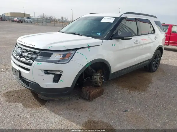 1FM5K7D8XJGC26995 2018 FORD EXPLORER - Image 2
