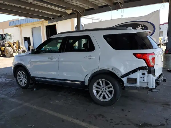 1FM5K7DH0HGD18076 2017 FORD EXPLORER - Image 2