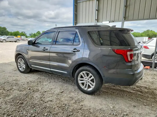 1FM5K7DH0HGD40885 2017 FORD EXPLORER - Image 2