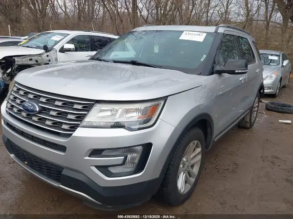 1FM5K7DH0HGE10000 2017 FORD EXPLORER - Image 2