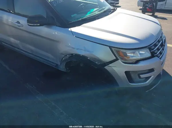 2016 FORD EXPLORER auction photo 6
