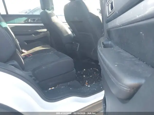 1FM5K7DH1HGA46797 2017 FORD EXPLORER - Image 8